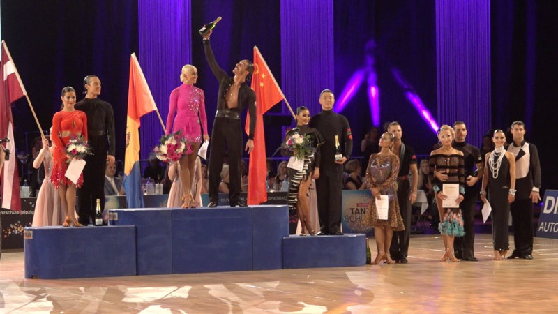 Latvijai divi fināli “Super Grand Prix” profesionāļu divīzijā sporta dejās