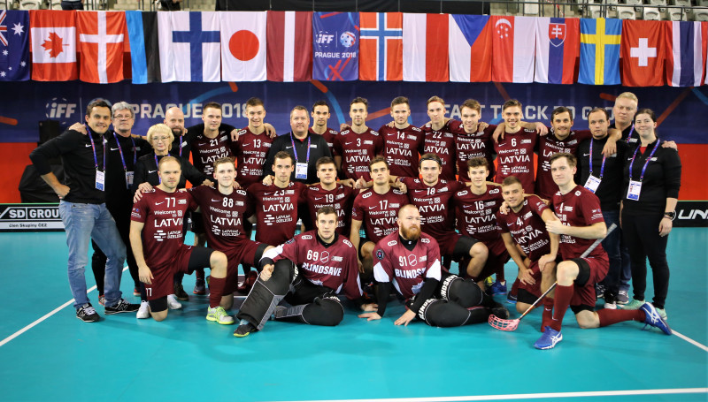Latvija atspēlējas un bullīšos pieveic Norvēģiju