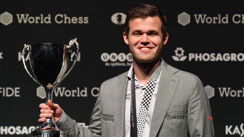 Uz "Grand Prix" turnīru Latvijā varētu ierasties Kārlsens un citas šaha zvaigznes