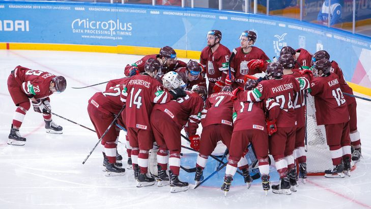 Latvijas studentu hokeja izlase ielaiž 10 vārtus un smagi kapitulē Kazahstānai