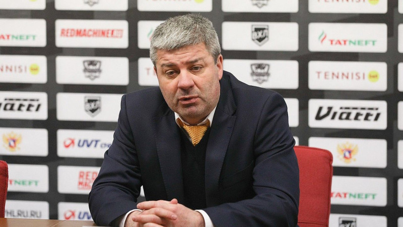 Hokeja apskatnieks: "Tambijevam labi klātos arī KHL"
