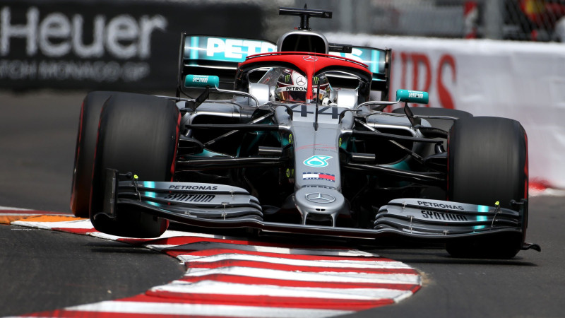Krīt trases rekordi, Hamiltons uzvar Monako "Grand Prix" kvalifikācijā