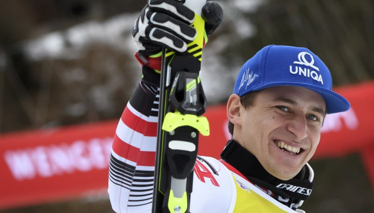 Austrietis Maiers uzvar Pasaules kausa sacensībās Alpu kombinācijā