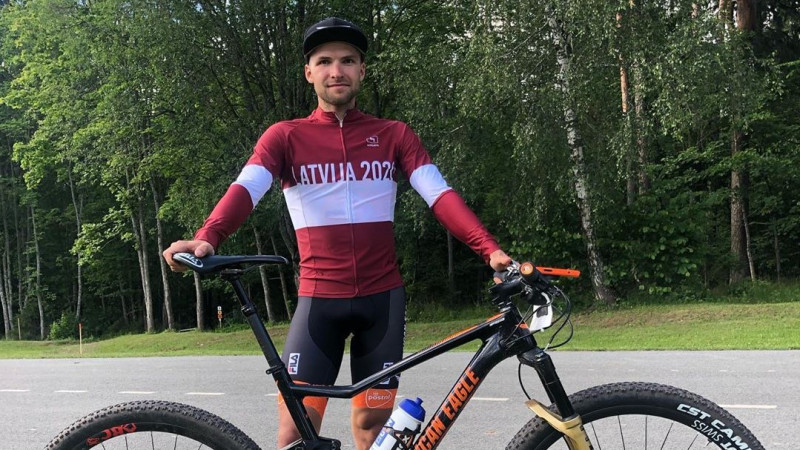 Nemainīgs scenārijs: Blūms Latvijas čempionātā pārspēj vietējo sacensību čempionu Muižnieku