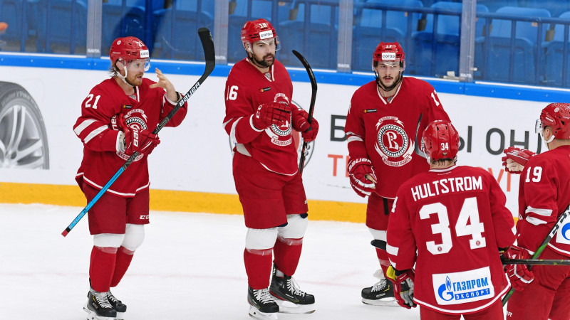 Daugaviņš nokārto uzvaru pār "Dinamo" un kļūst par KHL rezultatīvāko spēlētāju