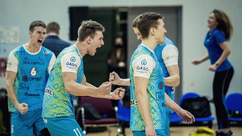 Jēkabpils ''Lūši'' kā pirmie iekļūst Latvijas volejbola čempionāta finālā