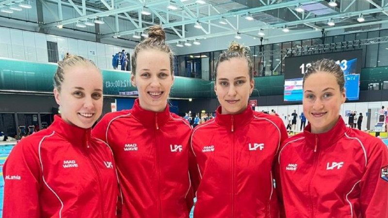Latvijas dāmu kvartets Eiropas čempionātā peldēšanā labo valsts rekordu 4x100m