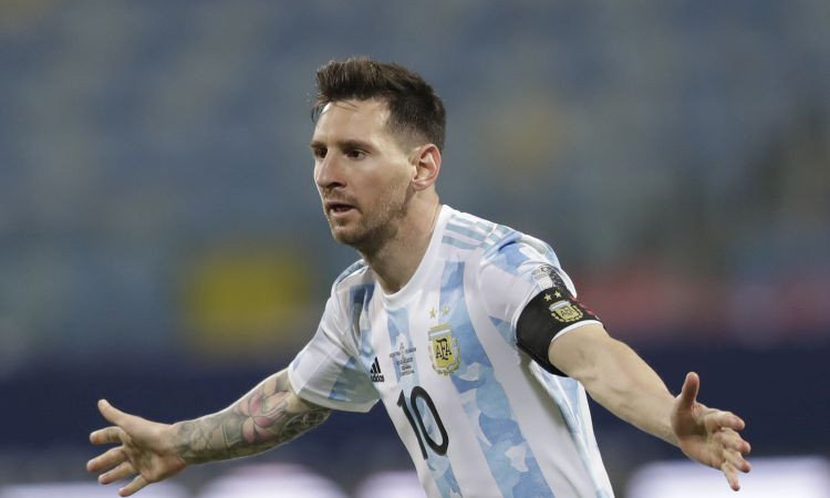 Mesi ar divām piespēlēm un vieniem vārtiem ieved Argentīnu ''Copa America'' pusfinālā