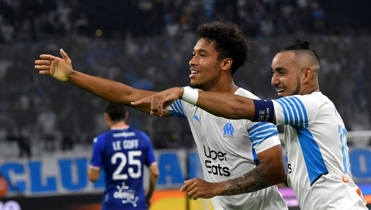 ''Marseille'' uzvar un pakāpjas uz trešo vietu, ''Nice'' paklūp pret ''Troyes''