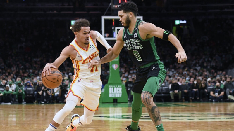 Teitumam 38+10, ''Celtics'' uguņo trešajā ceturtdaļā un pieveic ''Hawks''