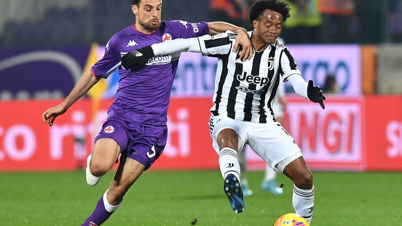 Itālijas kauss: ''Fiorentina'' kompensācijas laikā uzdāvina uzvaru ''Juventus''
