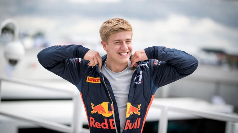 Spānijas F1 posma treniņbraucienos "Red Bull" sastāvā trasē dosies igauņu pilots