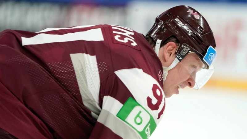 Izsaki savu viedokli par Latvijas hokejistu sniegumu spēlē pret Austriju