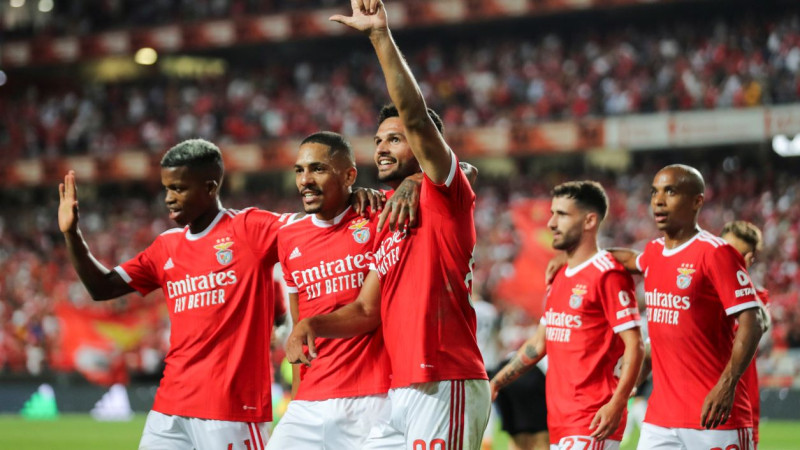 "Benfica" talantam Ramušam hat-trick ČL kvalifikācijā, "Monaco" atspēlējas pret PSV