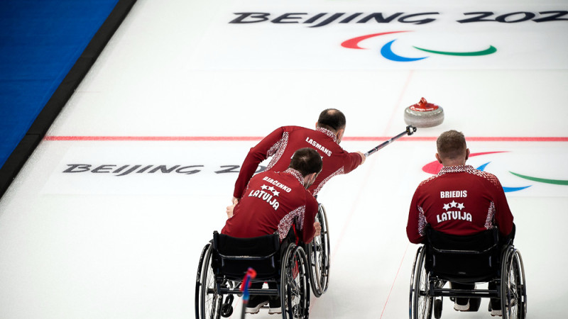 Ratiņkērlingisti Kanādā startēs divos pasaules čempionātos