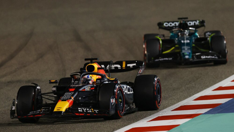 Čempions Verstapens titula aizstāvēšanu sāks ar pole position Bahreinā
