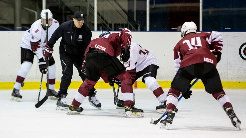 Sorokins nosauc 23 hokejistus dalībai U18 pasaules čempionāta elites divīzijā