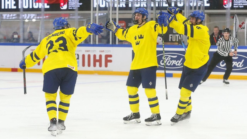 Zviedri vēlreiz sagrauj Kanādu, nokārtojot vēl vienu U18 PČ finālu pret ASV