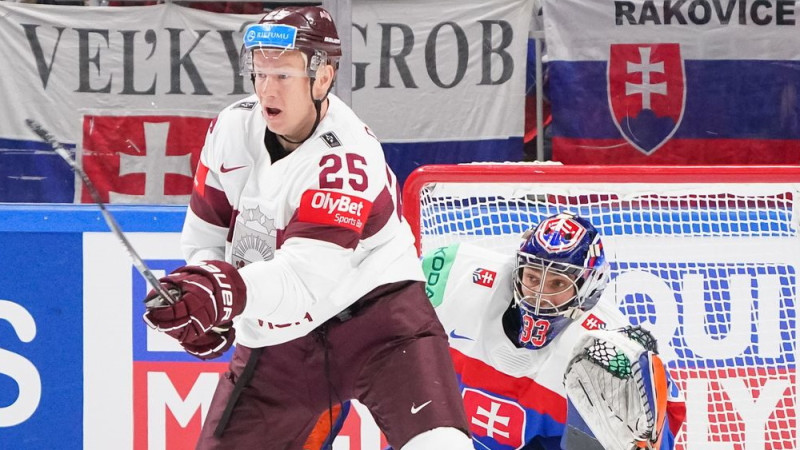 Kādus vērtējumus pret Slovākiju nopelnījuši Latvijas hokejisti?