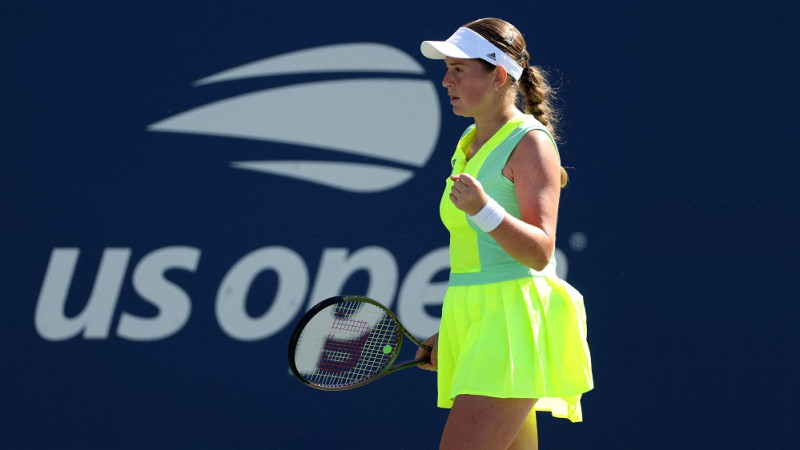 Ostapenko tiek tālāk "US Open", nopelnot 1/8 finālu pret Švjonteku