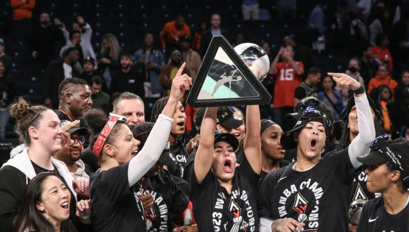 Lasvegasas ''Aces'' izcīna WNBA titulu otro sezonu pēc kārtas
