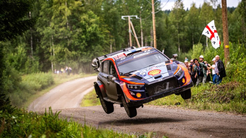 "Hyundai" pilots Lapi nākamgad aizvadīs vairs tikai daļēju WRC sezonu