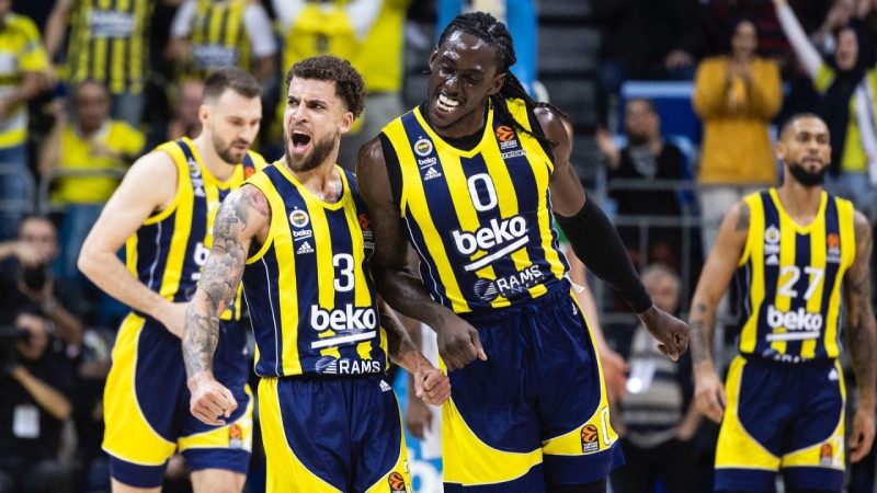 "Fenerbahçe" un "Maccabi" Eirolīgas spēle 4. janvārī notiks Panevēžā