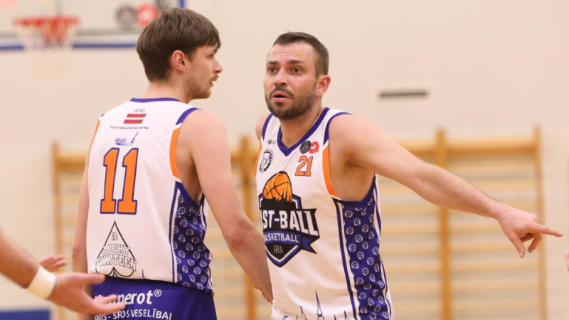 Centra līderi "East-Ball" pārspēj bez decembra MVP spēlējošo "Salacgrīvu"