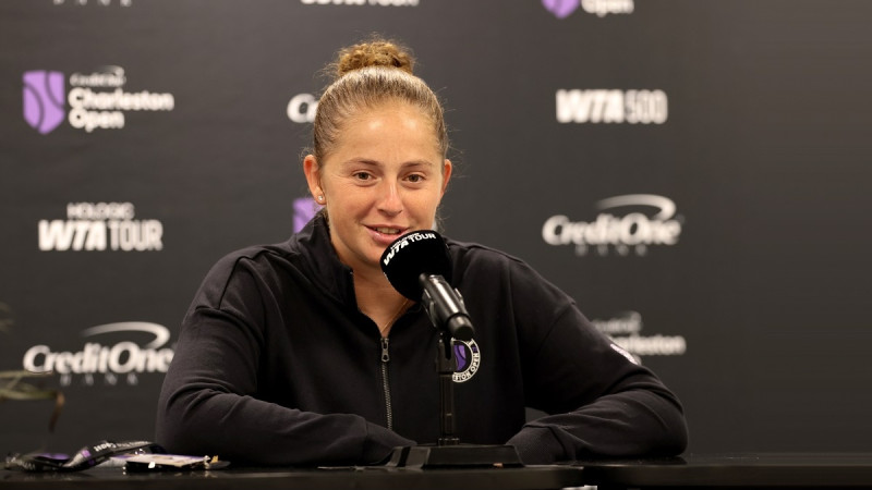 Galvenajos māla turnīros Ostapenko spēlēs kopā ar taivānieti