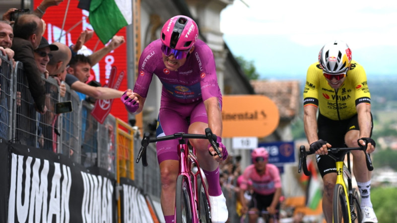 "Giro d'Italia" 13. posma finiša spurtā uzvar Pedersens, Liepiņš otrā simta otrajā pusē