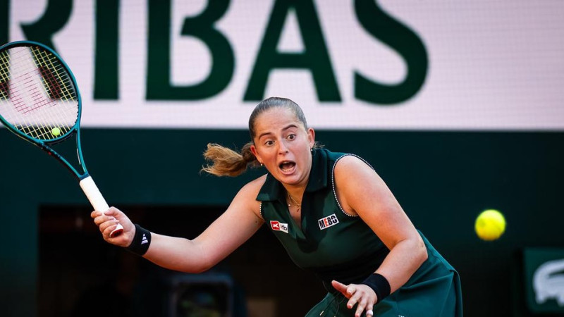 Ostapenko aizvadīs zālāja sezonas pirmo vienspēli