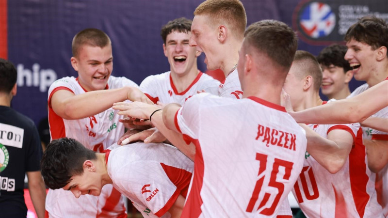 Latvijas kadetiem pēc spožas uzvaras bezierunu sakāve pret poļiem