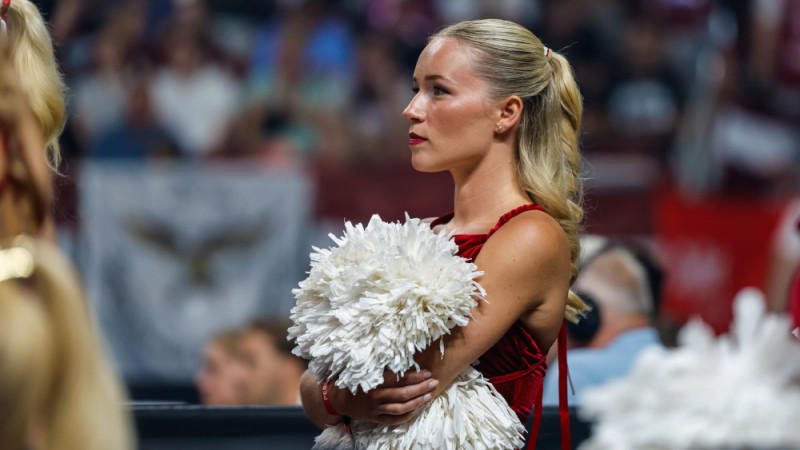 Līdzjutējiem no Arēnas būs jāiziet, pat ja īpašumā ir biļetes uz divām spēlēm pēc kārtas