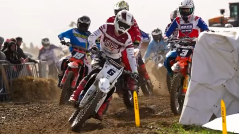 Kempelis: "Junioru motokrosa nācijās braucēji vairs nav konkurenti, bet palīdz viens otram"