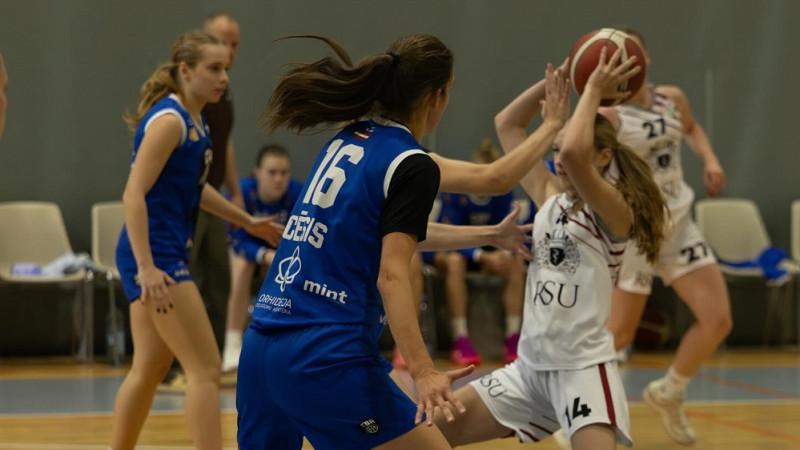 Valmierai divi "double-double", taču uzvara Gaujas derbijā tiek Cēsīm