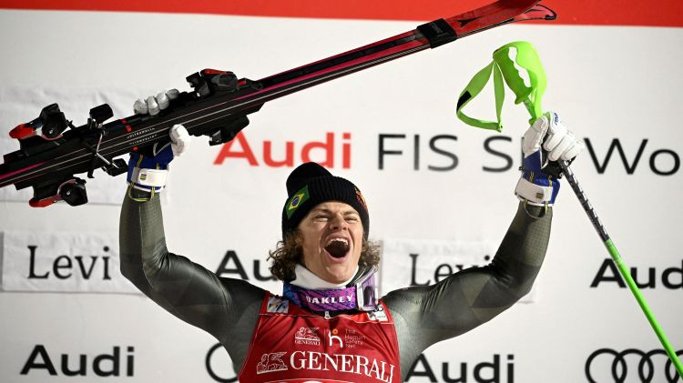 Brotens-Pinjeiru sarūpē Brazīlijai pirmo uzvaru Pasaules kausā kalnu slēpošanā