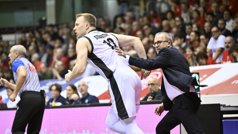 Strautiņš saber 20 un Itālijas A sērijā sasniedz 1500 punktu slieksni