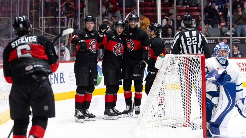 Vilmanim pirmā triju punktu spēle AHL, Tralmakam ar lielisku metienu 10. vārti sezonā
