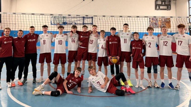 Latvijas U-18 izlases volejbolisti izcīna piekto vietu Itālijas pilsētā Perudžā