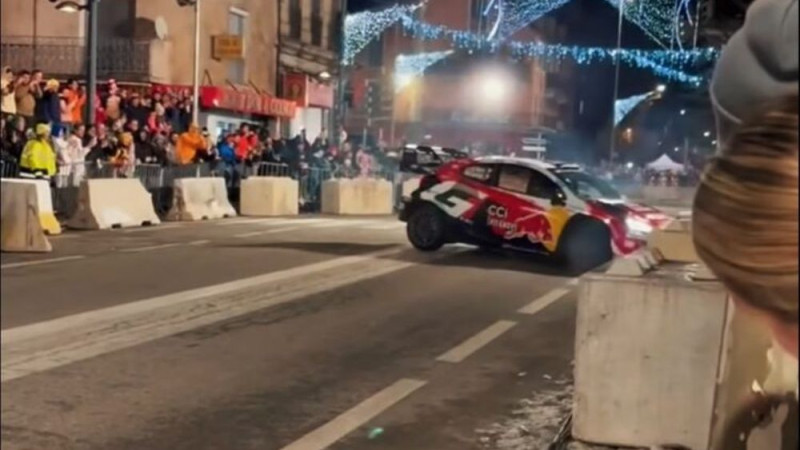 Video: WRC čempions Ožjē šova laikā ietriecas barjerā