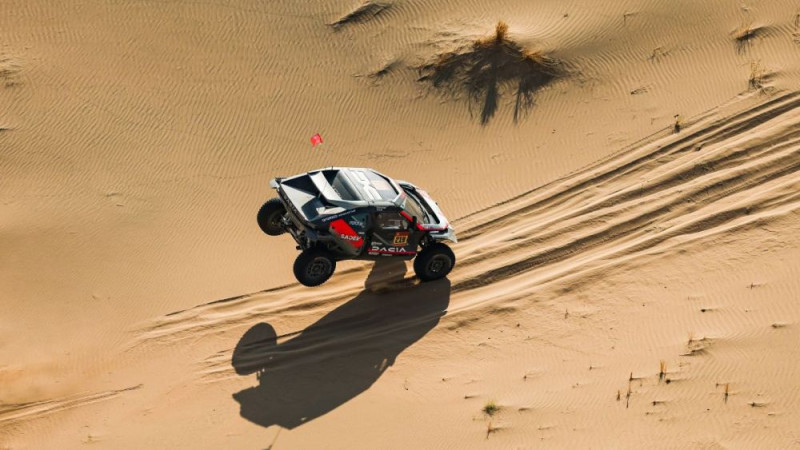 Lēbs: "Dakaras mašīnu vājākā vieta ir riepas"