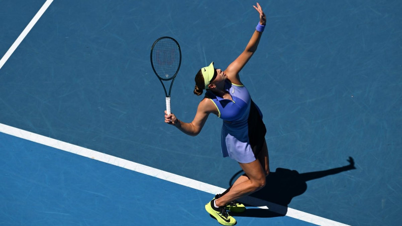 Latviešu speciālista kādreizējā audzēkne Aņisimova tiek "Australian Open" 1/8 finālā