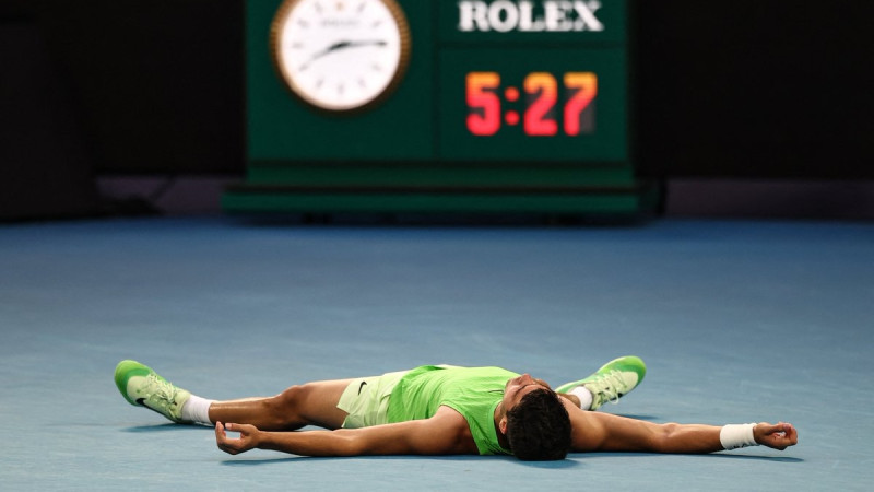 Alkarass atspēlējas piektajā setā un pirmoreiz tiek "Australian Open" finālā