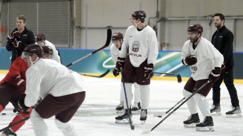 Vēl daudz variantu: kādā formātā Latvija aizvadīs pārbaudes spēli pret Šveici?