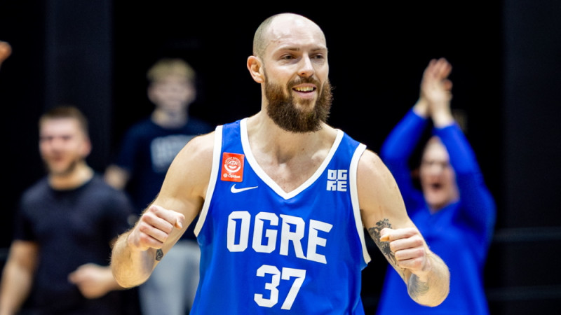 "Ogrei" cīņa pret play-off zonā vietu augstāk ieņemošo komandu - pārraide TV4