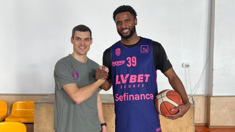 ''Rīgas Zeļļi'' pirms sezonas izšķirošā nogriežņa atrod papildinājumu garajā galā