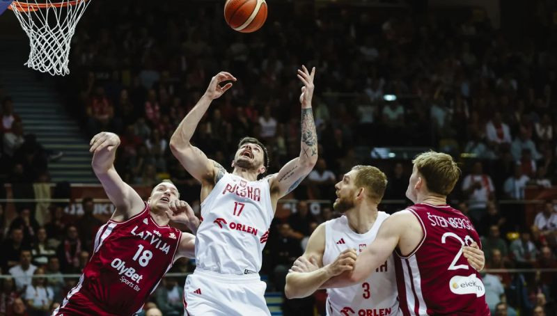 Eksperti: Latvijas izlases pasīvā spēle bez kopējā zīmējuma un trenera atbildība