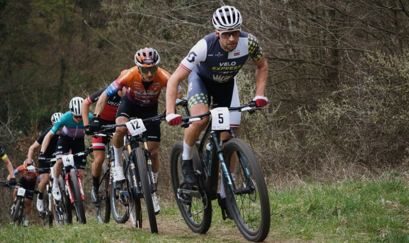 Blūms Serbijas kampaņu noslēdz ar devīto vietu 1. kategorijas XCO krosā