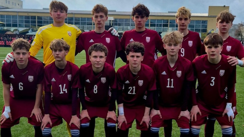 Latvijas un Lietuvas U15 futbolisti uzvarētāju nenoskaidro