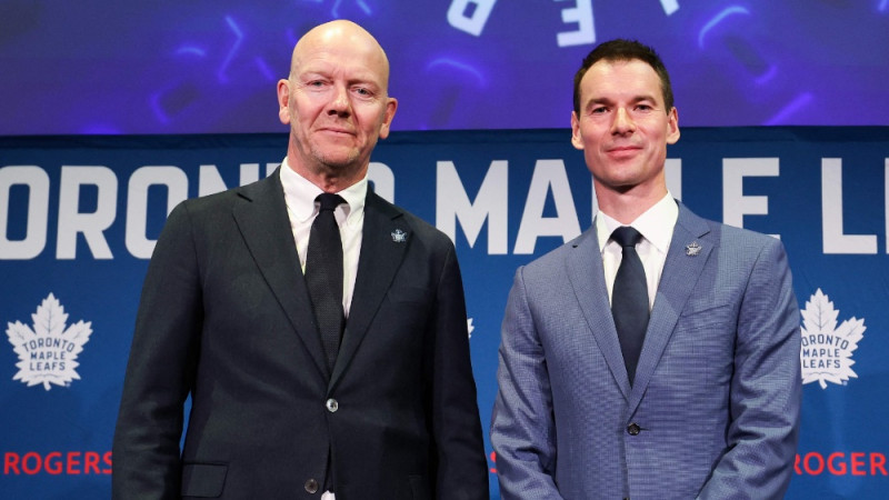 Sundīna atgriešanās: "Maple Leafs" pēc izgāšanās maina vadību